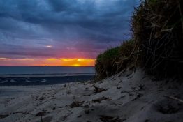 stunning-evening-at-st-kilda-beach-melbourne-australia-5