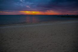 stunning-evening-at-st-kilda-beach-melbourne-australia-18