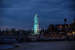 stunning-evening-at-st-kilda-beach-melbourne-australia-31