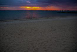 stunning-evening-at-st-kilda-beach-melbourne-australia-19